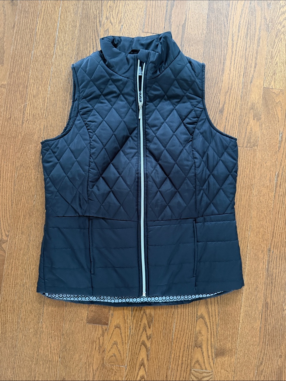 Northern Reflections Quilted Sleeveless Vest - Black